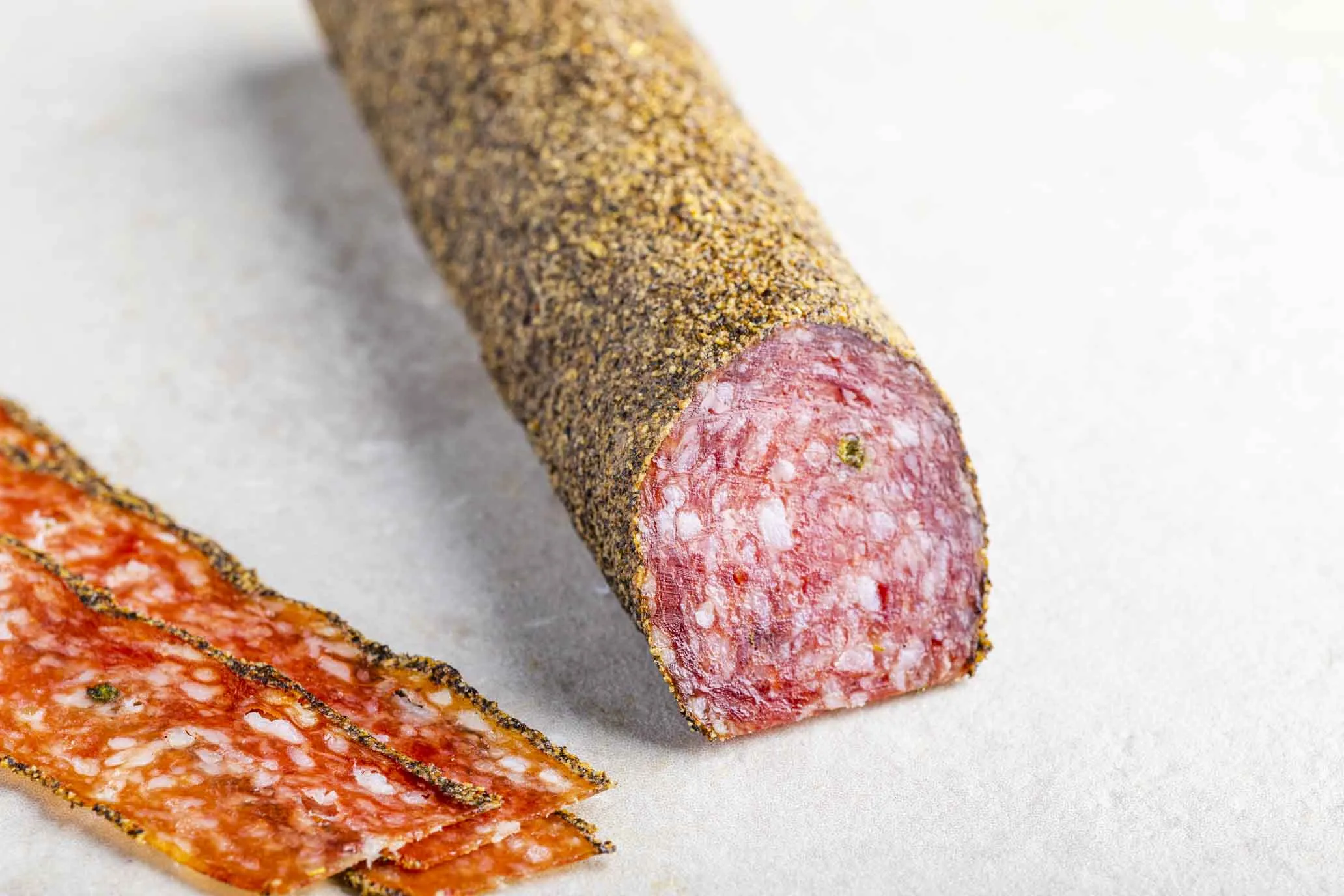 Pfeffersalami 1/2 vak. 