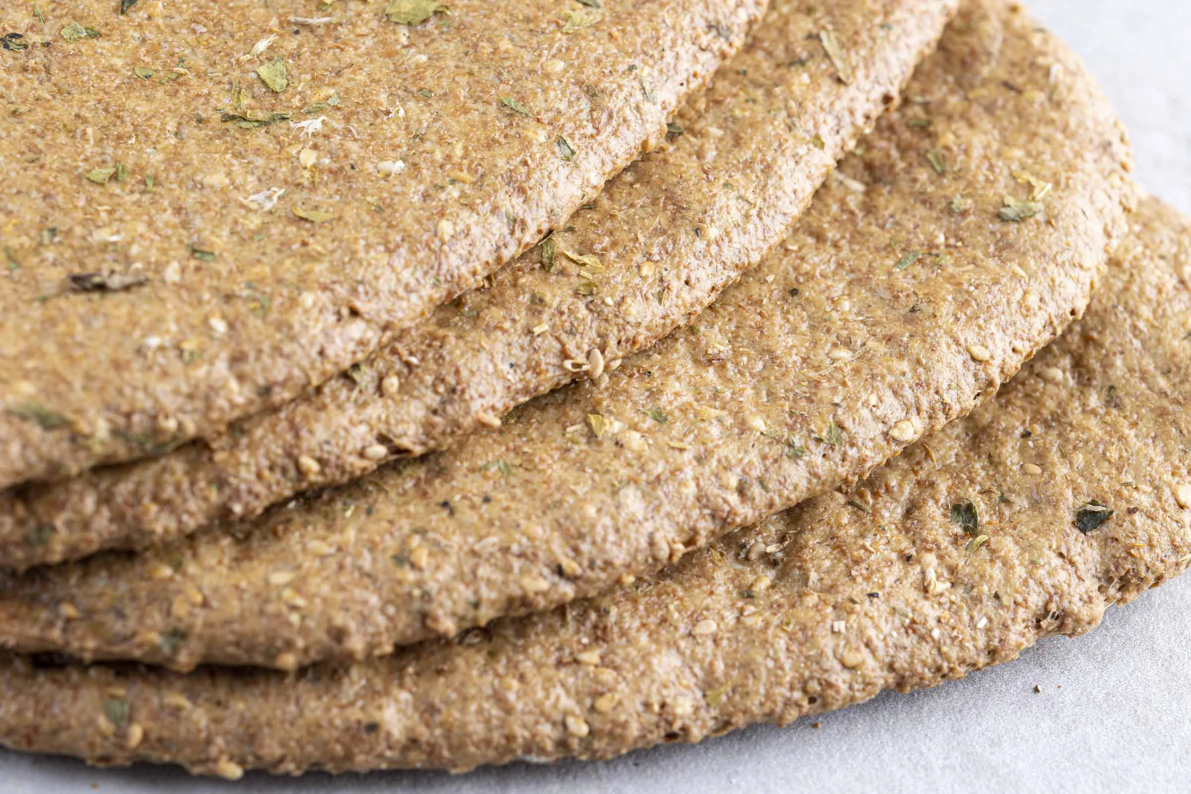 Pane croccante al Farro con Erbe Bio