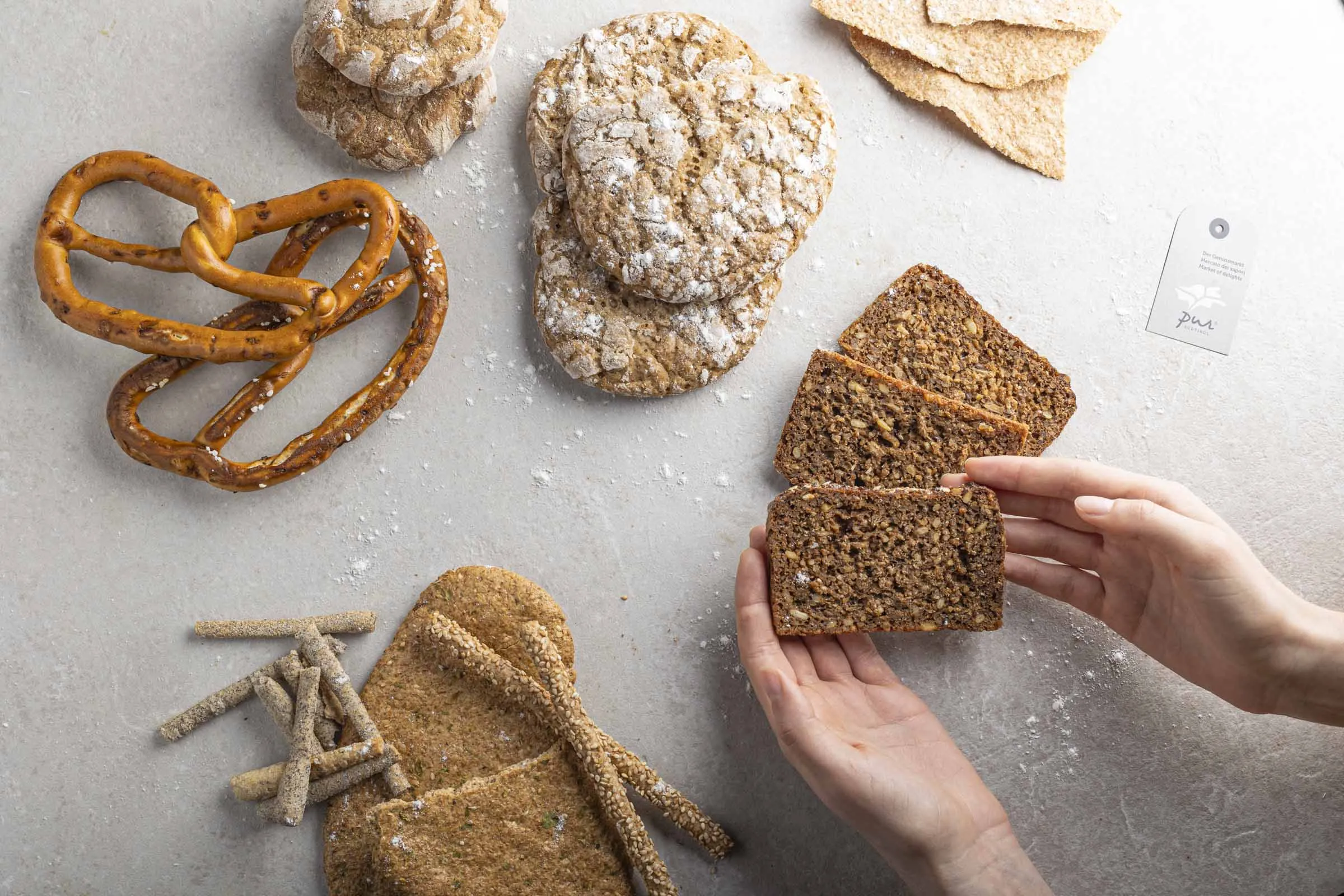 Pane croccante al Farro con Erbe Bio