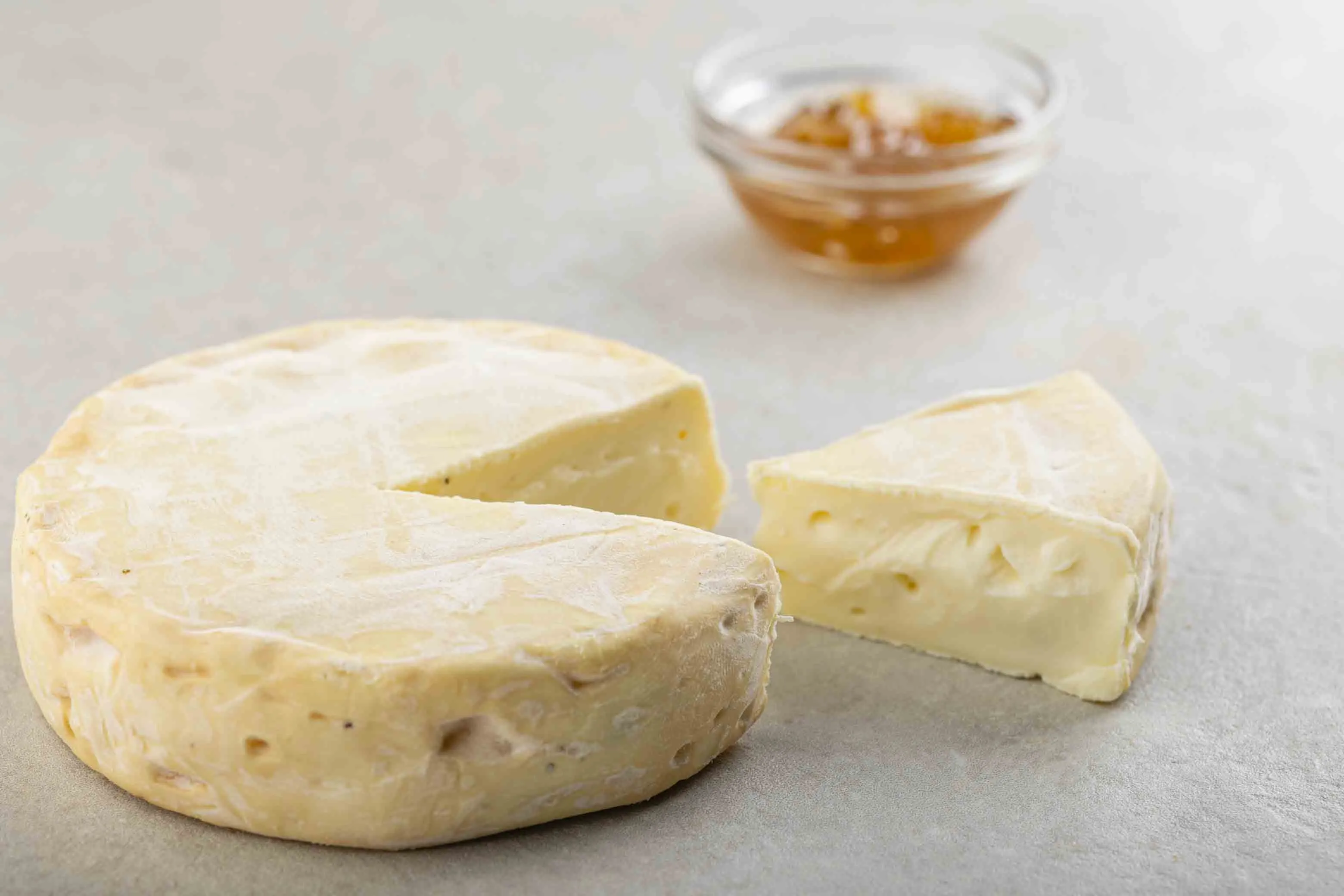 Formaggio molle "GINiz" di latte vaccino